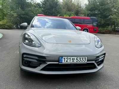 Porsche Panamera 2021, 31705 км, за 124990000 KRW