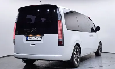 Hyundai Staria 2022, 29698 км, за 29990000 KRW