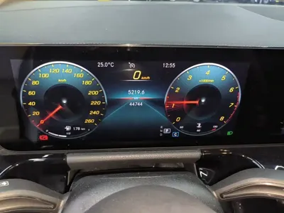 Mercedes-Benz GLA 2021, 44700 км, за 107300 CNY - фото 12