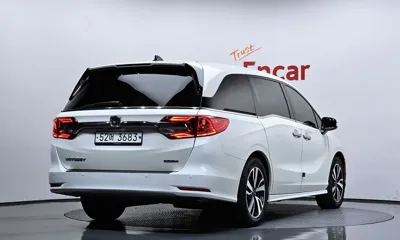 Honda Odyssey 2018, 97803 км, за 21500000 KRW