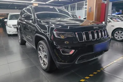 Jeep Grand Cherokee 2020, 74900 км, за 199687.28 CNY