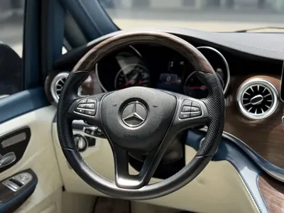 Mercedes-Benz V-Class 2022, 109000 км, за 298000 CNY - фото 6