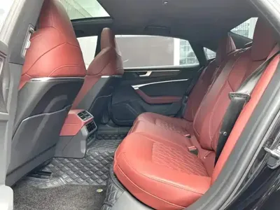 Audi A7L 2024, 20000 км, за 265800 CNY - фото 9