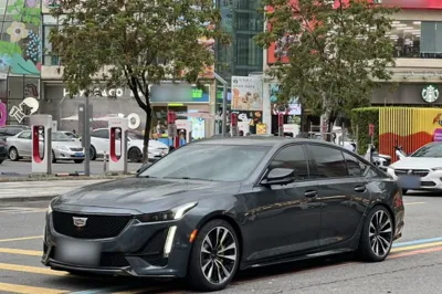 Cadillac CT5 · 2021 год