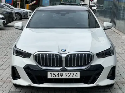 BMW 5-Series · 2025 год