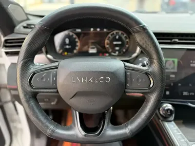 Lynk & Co 05 2021, 25000 км, за 79800 CNY