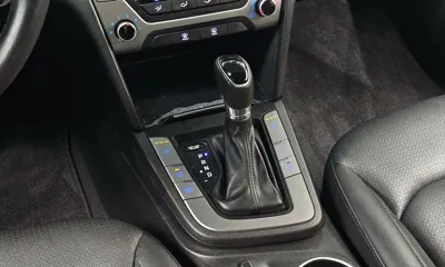 Hyundai Avante 2016, 79617 км, за 8300000 KRW - фото 9