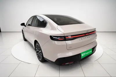 Leapmotor B01 2025, 9100 км, за 110193.89 CNY - фото 4