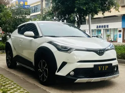 Toyota C-HR 2018, 82000 км, за 55800 CNY
