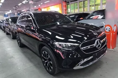 Mercedes-Benz GLC 2025, 18900 км, за 292387.46 CNY