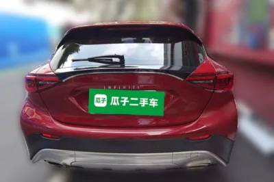 Infiniti QX30 2018, 114100 км, за 55788.17 CNY