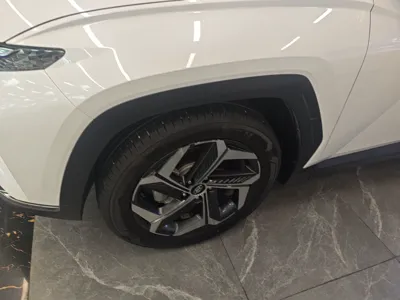 Hyundai Tucson 2023, 16100 км, за 114408.61 CNY - фото 8