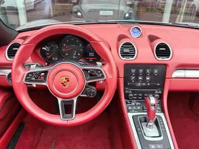 Porsche 718 2022, 22000 км, за 399799 CNY - фото 6
