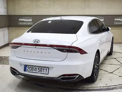 Hyundai Grandeur 2021, 64254 км, за 22000000 KRW - фото 2