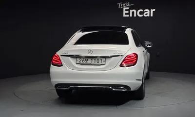 Mercedes-Benz C-Class 2015, 105146 км, за 12790000 KRW