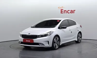 Kia K3 · 2016 год