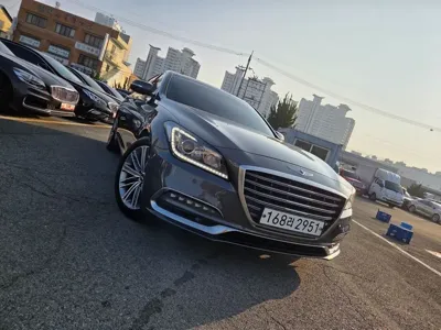 Genesis G80 · 2018 год
