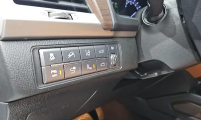 KG_Mobility_Ssangyong Rexton 2018, 126465 км, за 15250000 KRW - фото 17