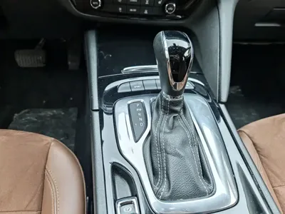 Buick Regal 2019, 70000 км, за 40800 CNY - фото 8