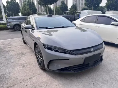 BYD Han 2025, 18000 км, за 125000 CNY - фото 2