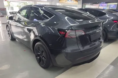 Tesla Model Y 2024, 41200 км, за 193279.86 CNY