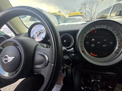 MINI Cooper 2013, 158000 км, за 2800000 KRW - фото 9