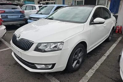 Skoda Octavia 2016, 96700 км, за 45709.55 CNY - фото 1