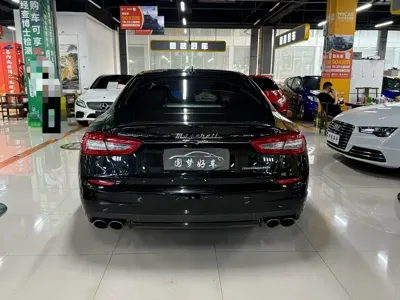 Maserati Quattroporte 2016, 129000 км, за 135800 CNY