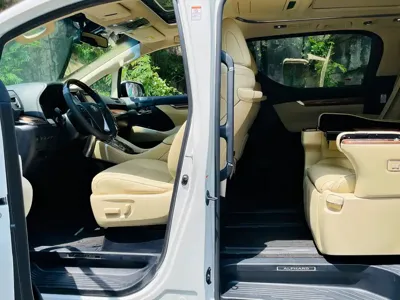 Toyota Alphard 2017, 100000 км, за 358000 CNY - фото 16