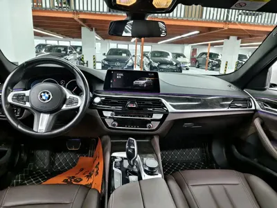 BMW 5 Series 2019, 88000 км, за 115200 CNY - фото 6