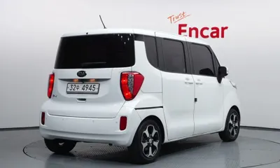 Kia Ray 2016, 95957 км, за 7000000 KRW