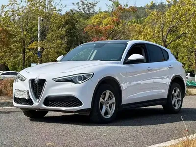 Alfa Romeo Stelvio · 2018 год