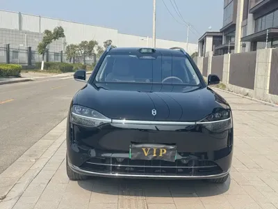 AITO 问界 AITO M9 2025, 14000 км, за 398000 CNY