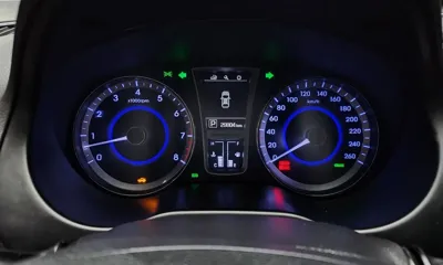 Hyundai Grandeur 2015, 29804 км, за 7500000 KRW - фото 8