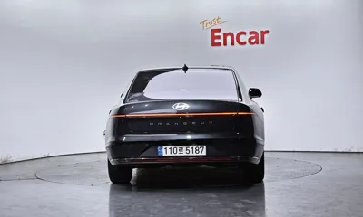 Hyundai Grandeur 2023, 30067 км, за 38300000 KRW