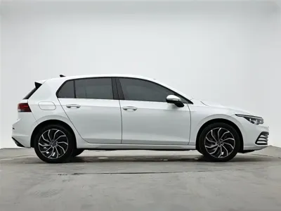 Volkswagen Golf 2023, 42300 км, за 99900 CNY - фото 6