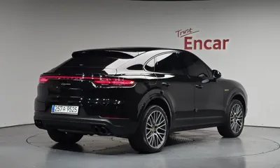 Porsche Cayenne 2023, 83308 км, за 88800000 KRW