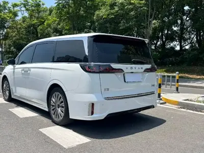 Voyah Dreamer 2022, 50000 км, за 218000 CNY - фото 9