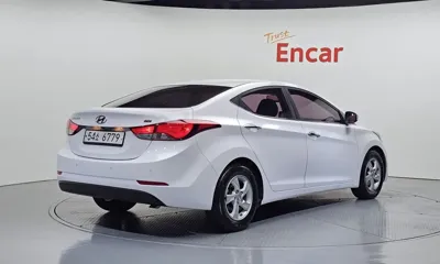 Hyundai Avante 2015, 99073 км, за 5300000 KRW