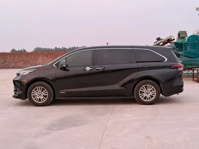 Toyota Sienna 2026, 5000 км, за 248000 CNY - фото 7