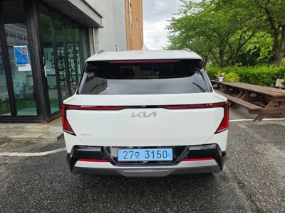Kia EV5 2026, 1200 км, за 18240000 KRW