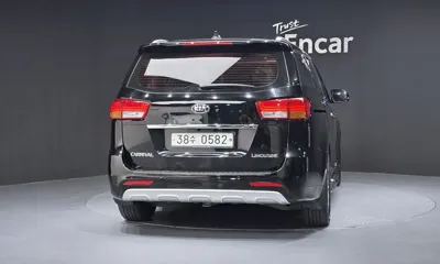 Kia Canival 2016, 160047 км, за 9980000 KRW