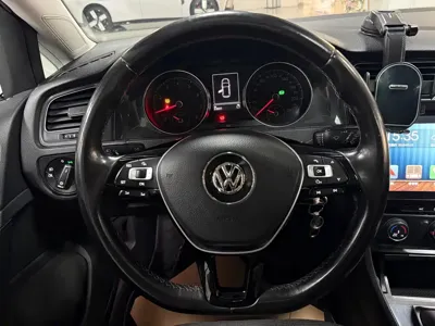 Volkswagen Golf 2018, 83000 км, за 43800 CNY - фото 9
