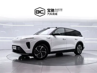 Nio ES8 · 2025 год