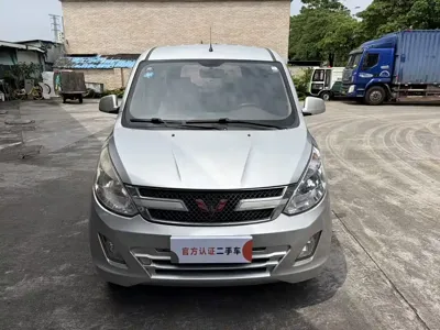 Wuling Rongguang V 2019, 96000 км, за 16800 CNY