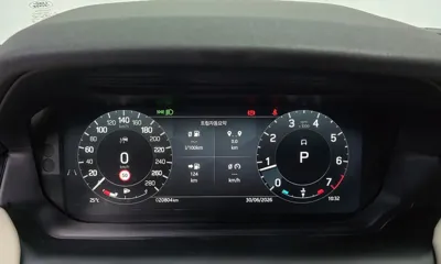Land Rover Discovery Sport 2024, 20804 км, за 37500000 KRW - фото 8