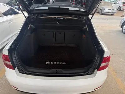 Skoda Superb 2014, 150000 км, за 26800 CNY - фото 11
