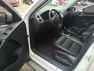 Volkswagen Tiguan 2018, 166900 км, за 43200 CNY - фото 16