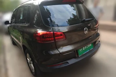 Volkswagen Tiguan 2015, 63700 км, за 40242.77 CNY
