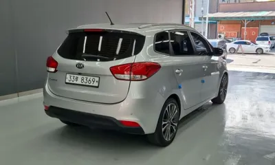 Kia Carens 2015, 146514 км, за 7500000 KRW